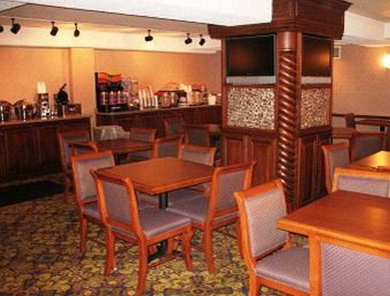 Comfort Inn & Suites Knoxville West Экстерьер фото