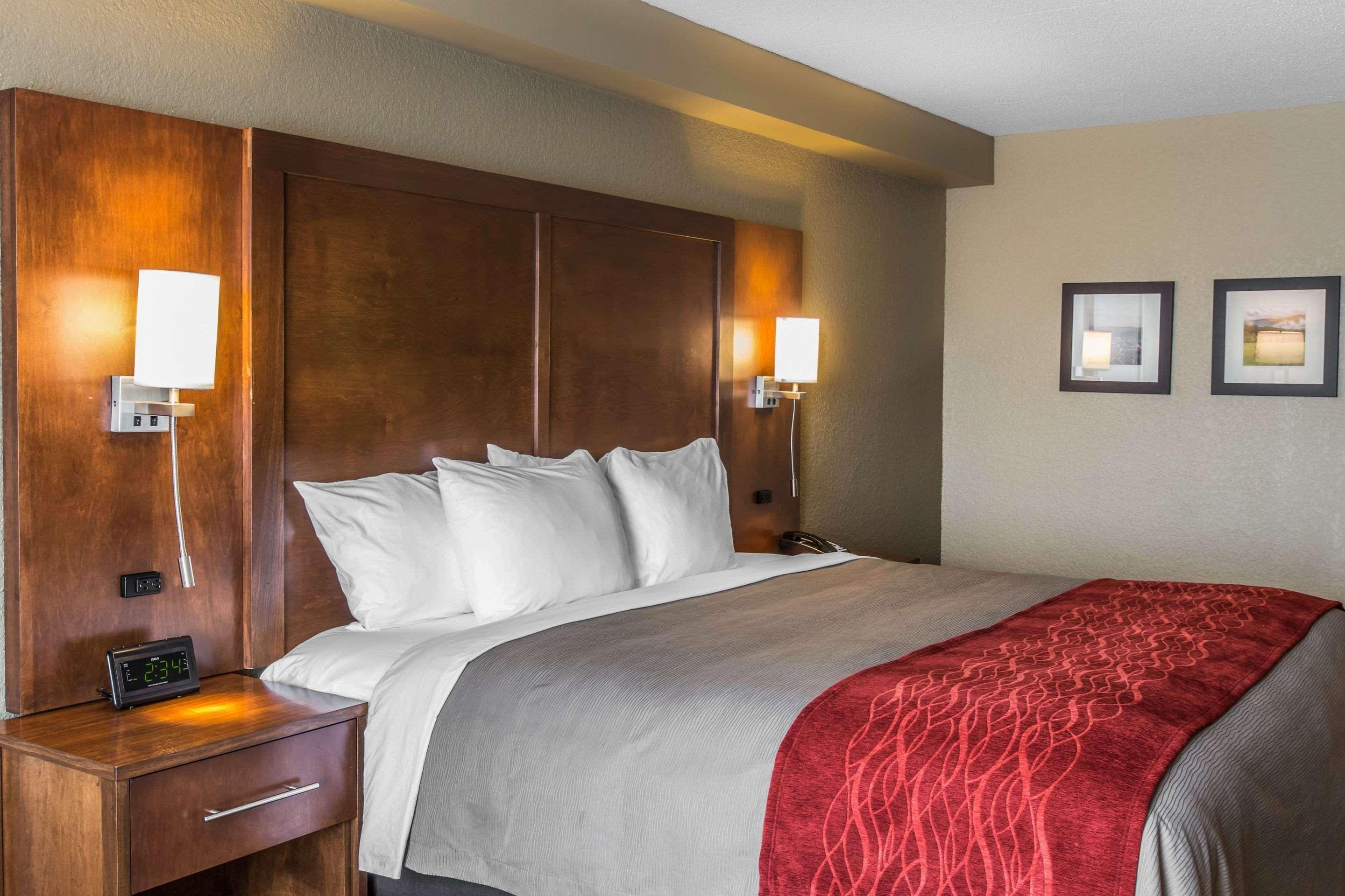 Comfort Inn & Suites Knoxville West Экстерьер фото