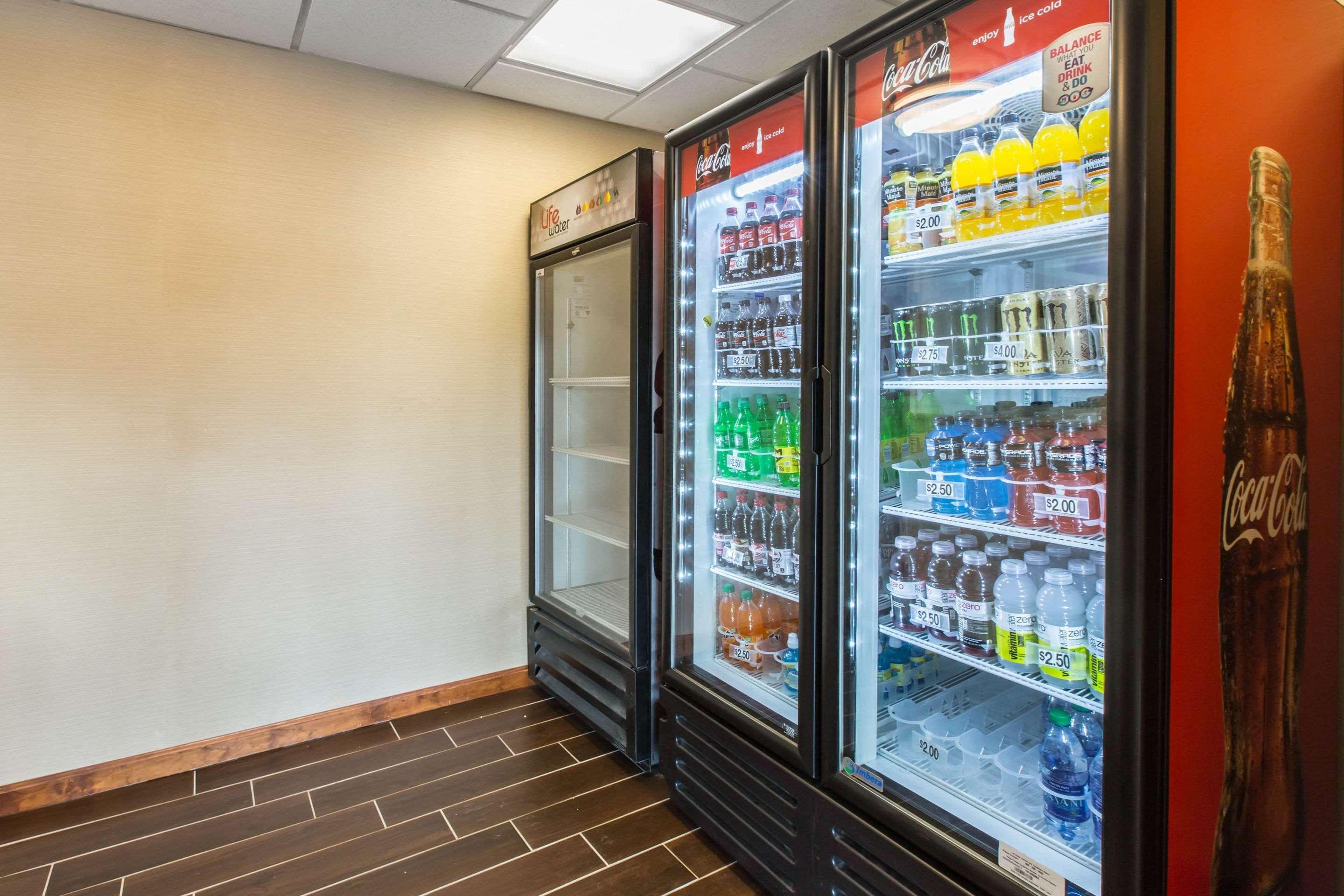 Comfort Inn & Suites Knoxville West Экстерьер фото