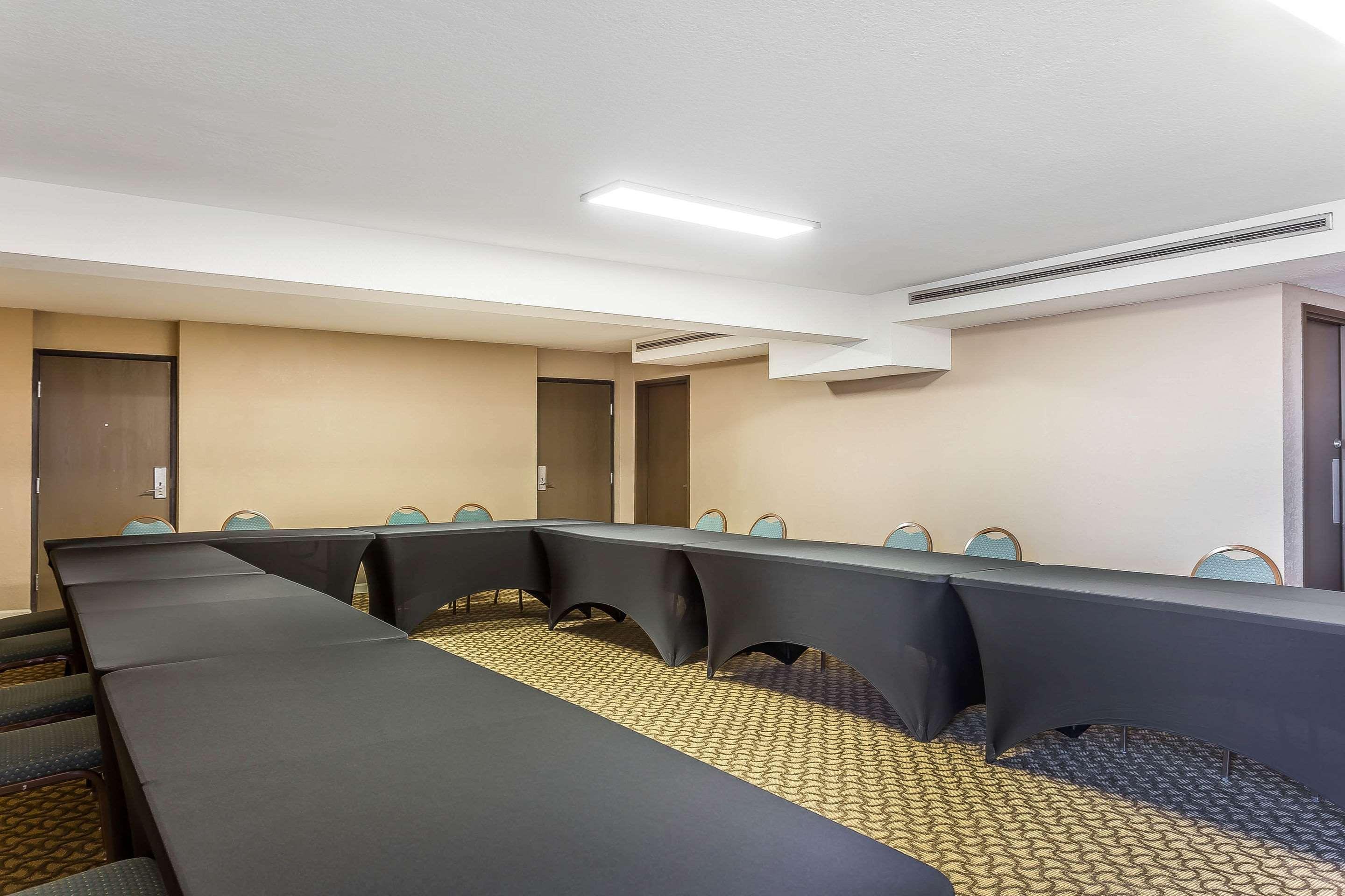 Comfort Inn & Suites Knoxville West Экстерьер фото