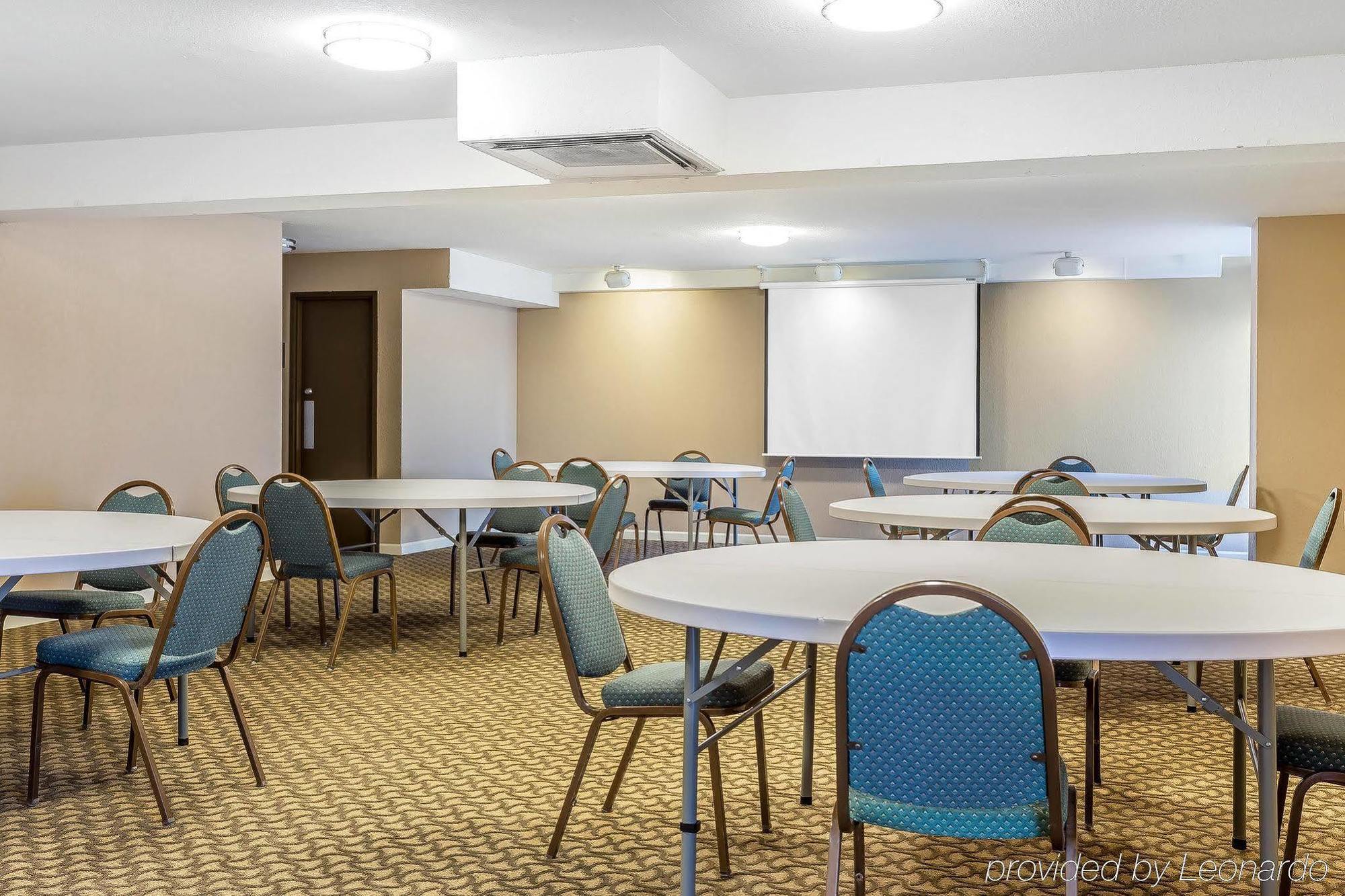 Comfort Inn & Suites Knoxville West Экстерьер фото